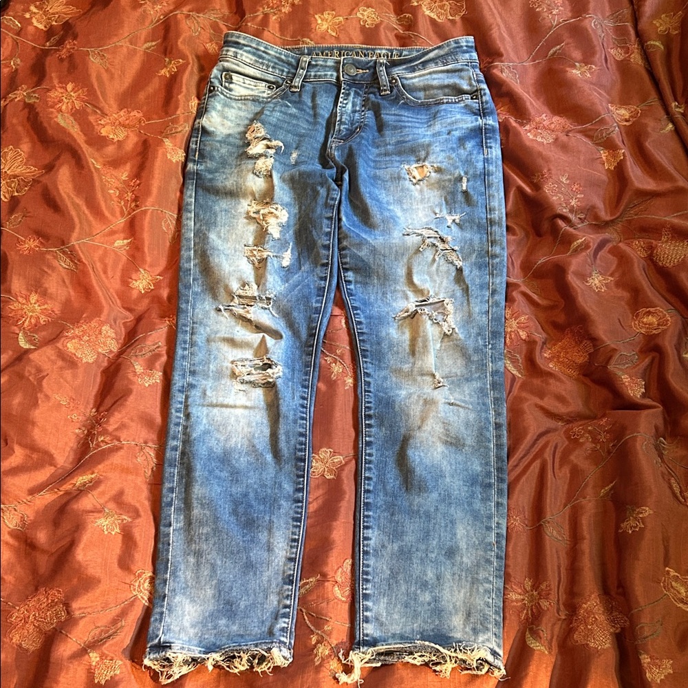 American Eagle AOC Extreme Flex Cropped Slim Distressed Denim Size 28 x 28